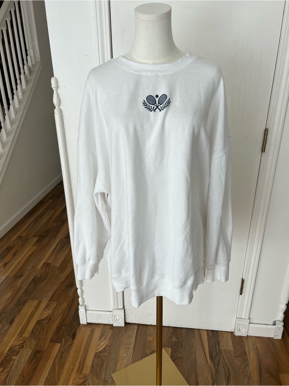 Oversized White Sweatshirt with Navy Rackets & Laurel Design on both sides, XL